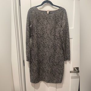 Banana Republic long sleeve women’s dress